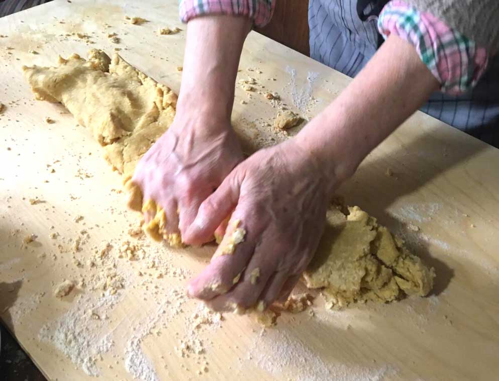 traditional pastiera napoletana recipe